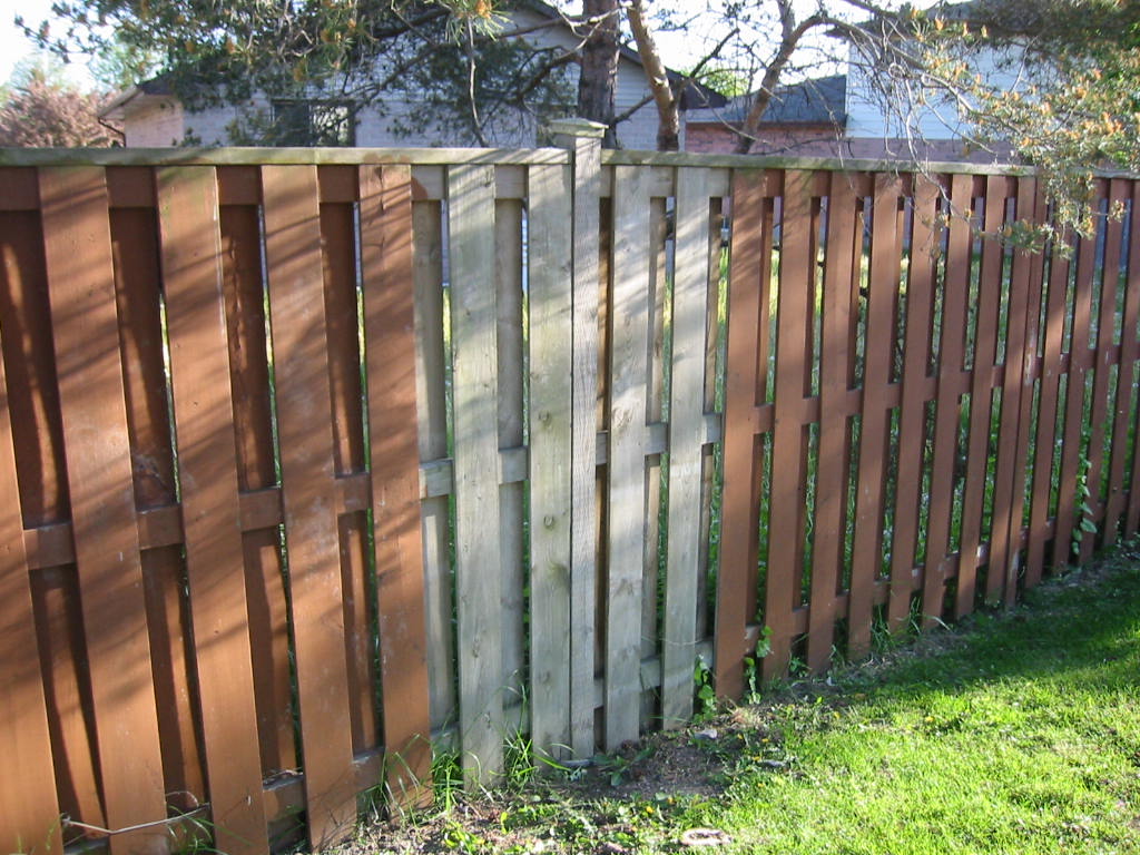 hv-fence-front-1.JPG