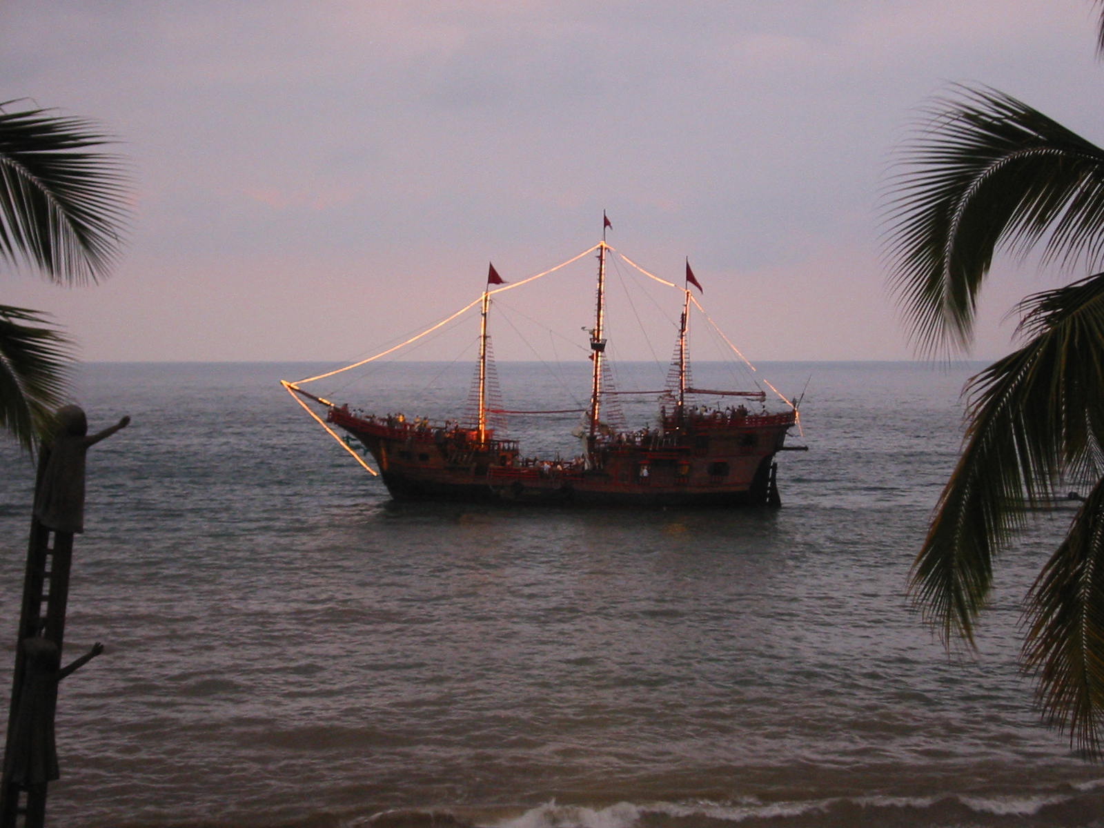 Pirate ship along the Malecon