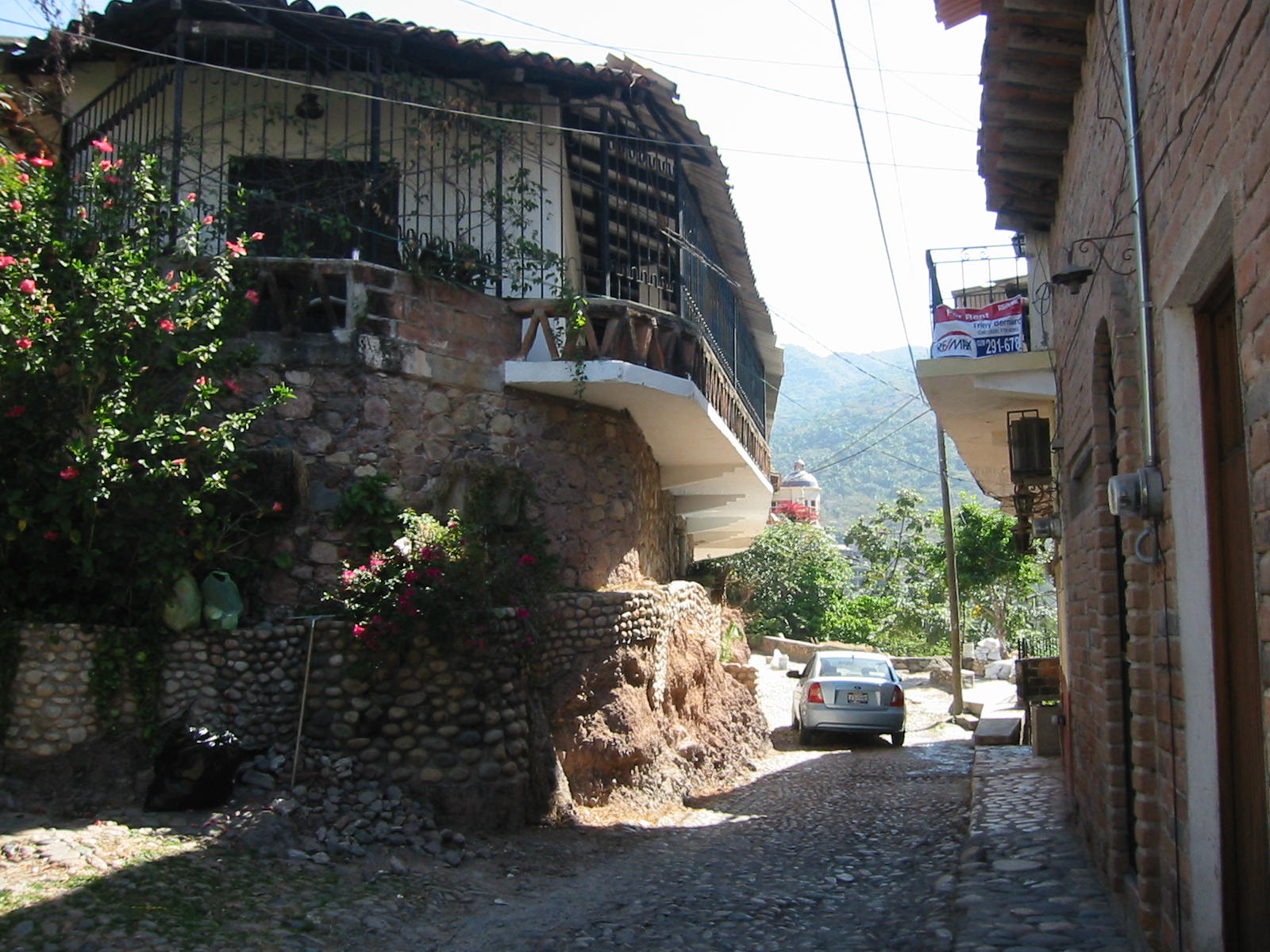 Puerto Vallarta - cobblestone street